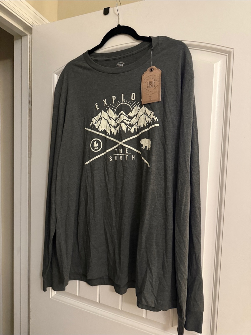True Craft Men's Long-Sleeve 'Explore the South' Graphic Shirt - Gray